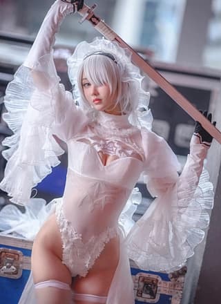 羽生三未 Cosplay 2B同人花嫁
