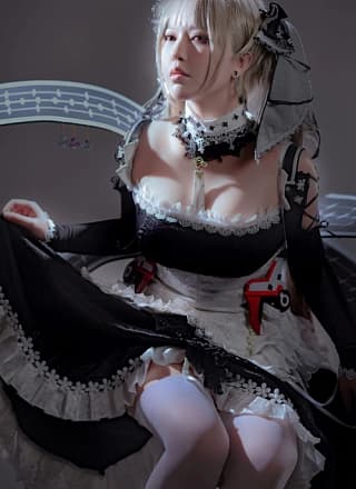 Cosplay 半半子Banbanko 可畏