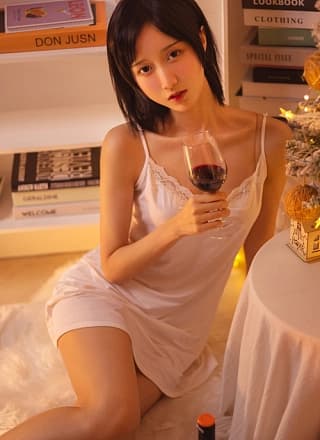 Cosplay 木绵绵OwO 红酒好喝