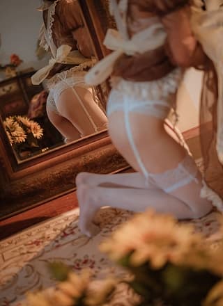 Cosplay 星野咪兔 – 透明女佣