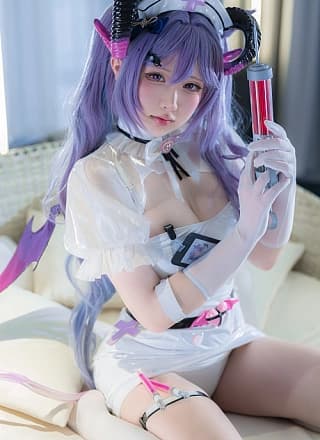 Cosplay 樱梨梨 刻晴魅魔护士