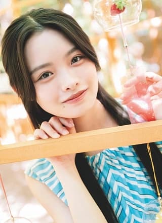 Konomi Asai 浅井恋乃未, Shonen Sunday 2025 No.42 (周刊少年サンデー 2025年42号)