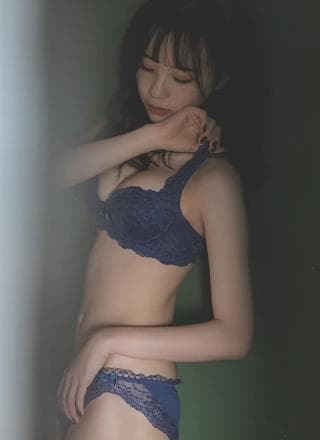 Yui Yokoyama 横山结衣, 1st写真集 [未熟な光] Set.02