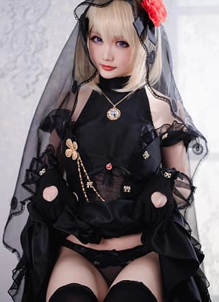 Cosplay 星之迟迟Hoshilily Z23婚纱