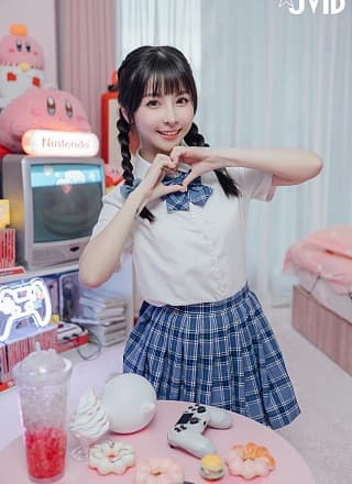 JVID Tiny 量身订制の性爱娃娃 Set.01
