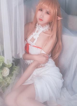 Cosplay 兔玩映画 囚禁亚丝娜