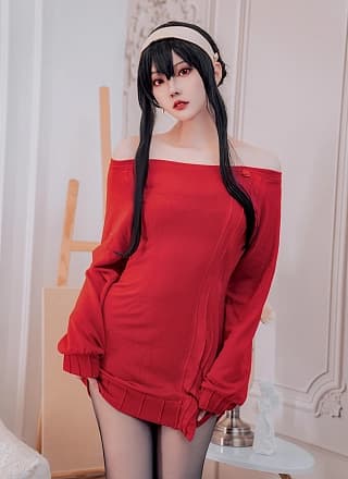 Cosplay Natsuko夏夏子 – 约尔毛衣