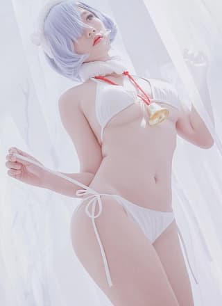 Cosplay Messie Huang レム Rem the Sheep