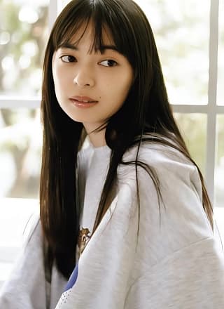 Moe Kamikokuryo 上国料萌衣, aR (アール) Magazine 2023.10