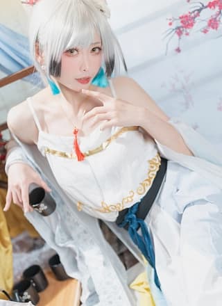 Cosplay 樱岛嗷一 海天 书香水榭