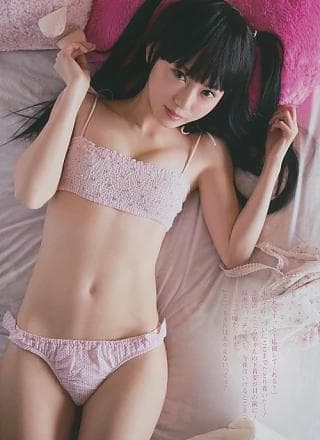 Kokoro Shinozaki 篠崎こころ, Young Gangan 2017 No.07 (ヤングガンガン 2017年7号)