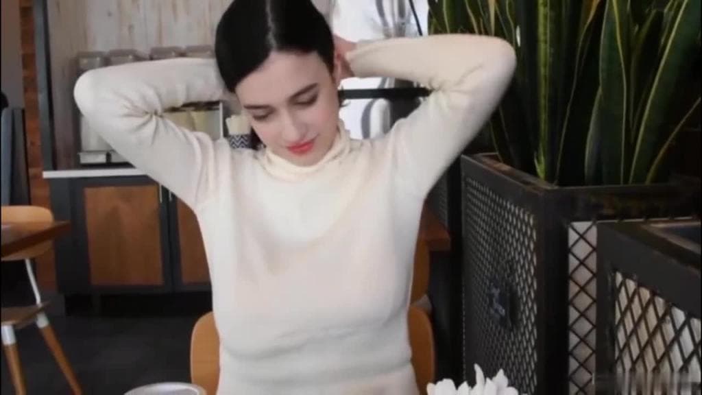 【推特超火瑜伽教练】绝对的神仙颜值美乳女神