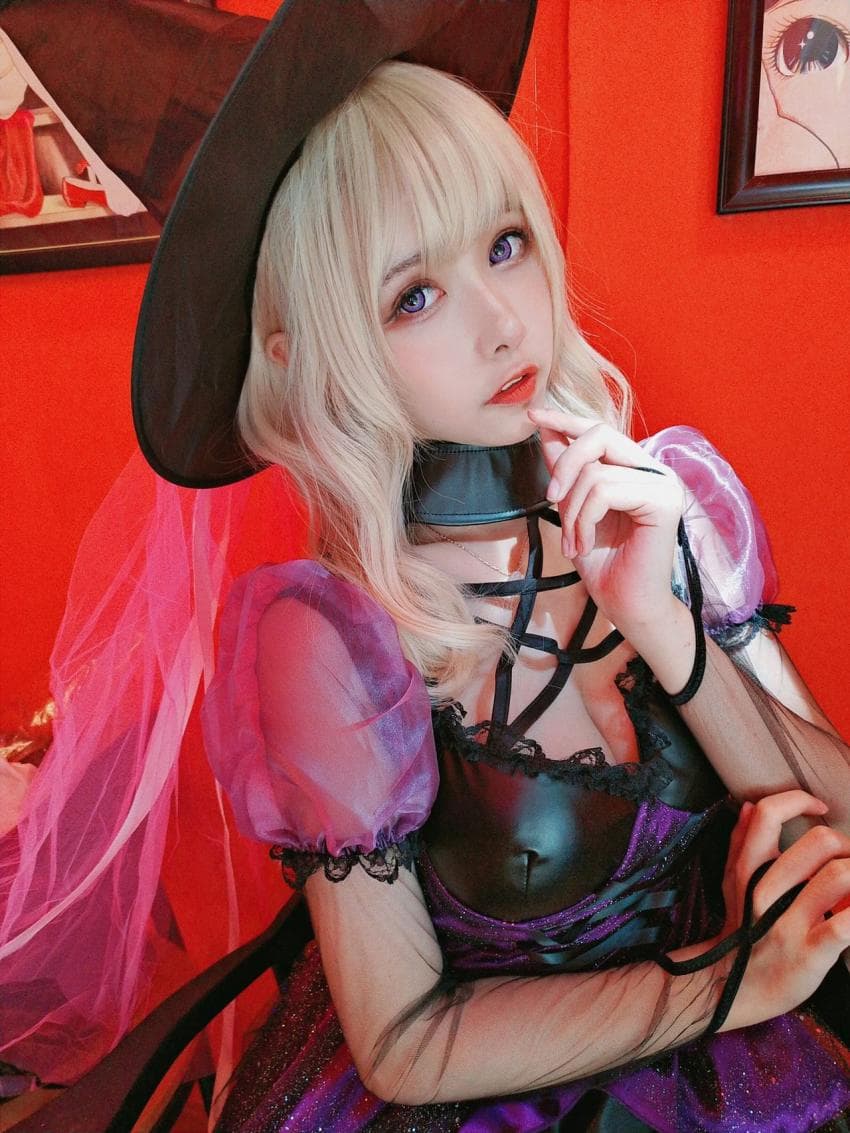 Momoko葵葵