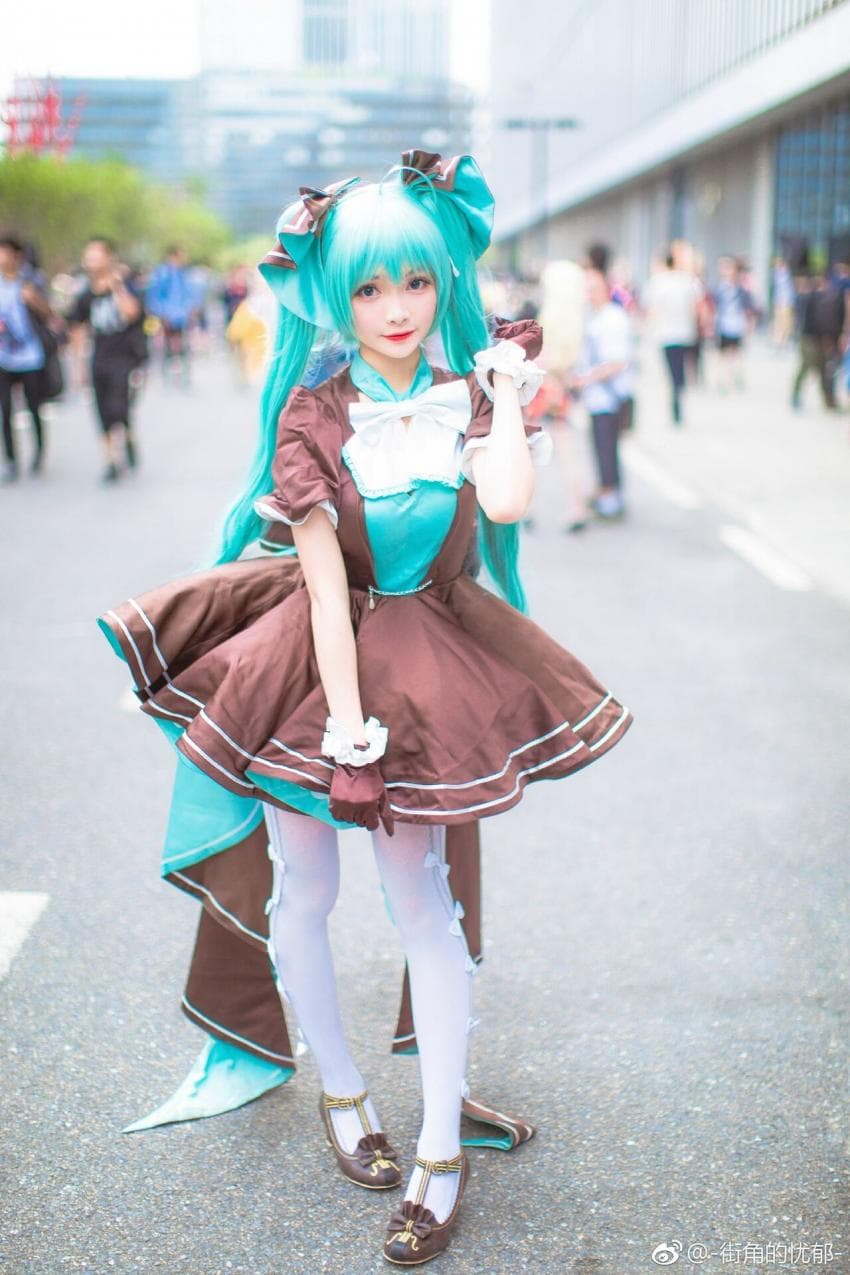 [宵鱼鱼] miku同人兔子洋装