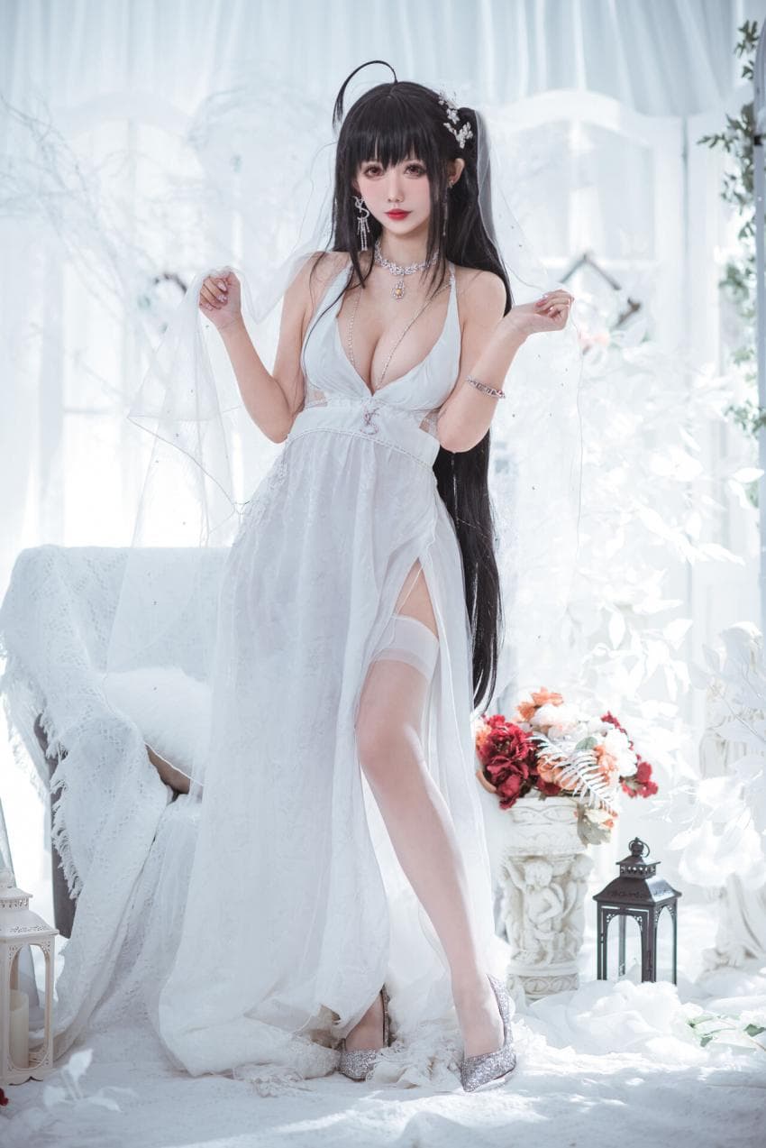 仙女月 - 太后纯白色婚纱