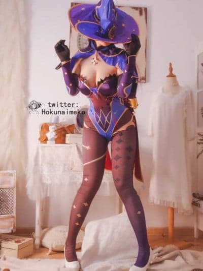Hokunaimeko cosplay Mona