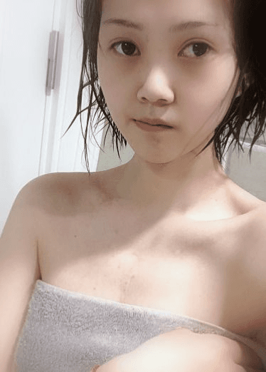 包养刚毕业的青涩大学生