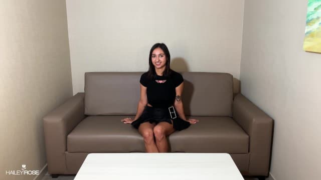 Hailey Rose and Max Fills - 性爱录影带的沙发试镜
