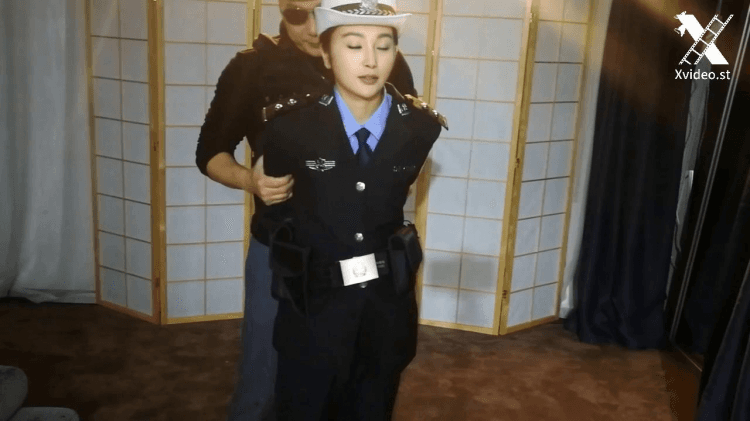李冰冰小女警
