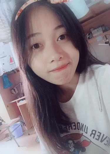 女友第一次接受玩具塞逼一直喊受不了