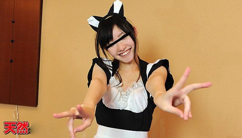 适合穿女僕服的年轻女孩 _10musume_110911_01