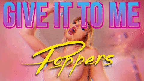 GIVE IT TO ME -性感女郎的饥渴，喜欢大大的肉棒
