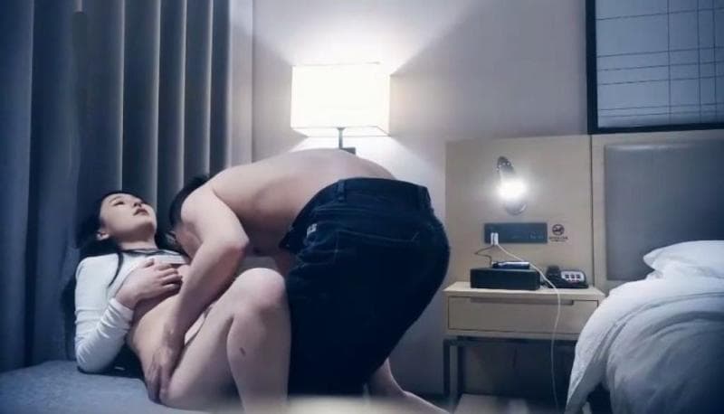 【七天高端外围】抖音小网红_一颦一笑迷人魅惑，激情啪啪口交一夕风流