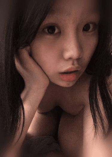 想和她一起洗澡！