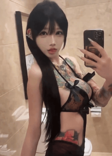 巨乳蛇腰的蛇姬美人！服服贴贴又色气的简直绝了