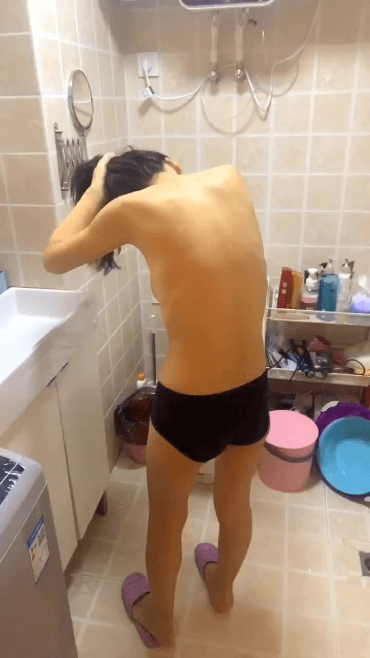 新约的小骚货