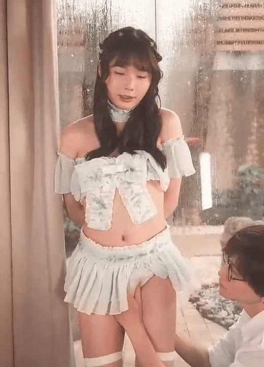 情欲女孩求爸爸金钱求助