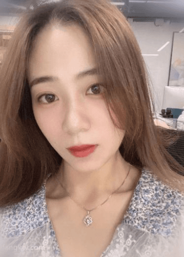 养眼小美女调教实录