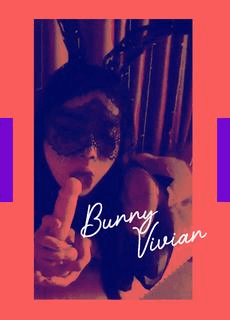 bunny vivian 夜店包相吸阳具