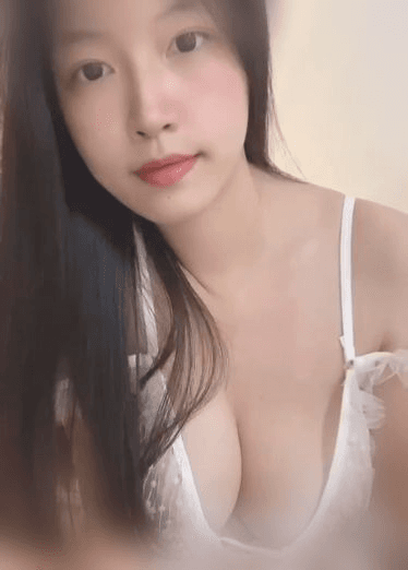 风骚女神漏奶诱惑