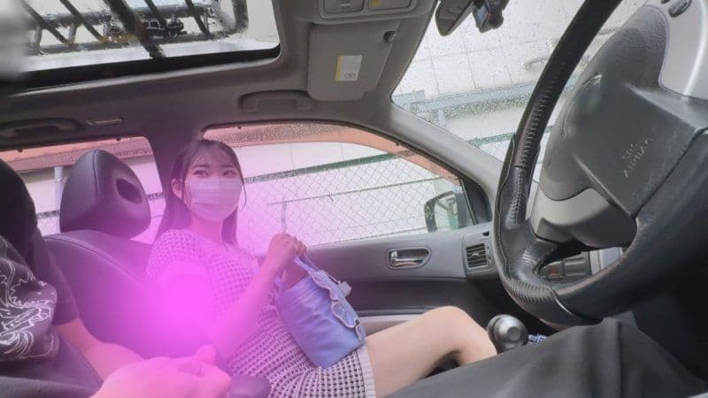 8/24 logA：美奈 在车内有车的情况下，过于刺激的车内吹喇叭&amp;人生第一次吞精 FC2-PPV-4791935