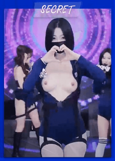 恳请哥哥们观看的骚气制服色气露奶综艺