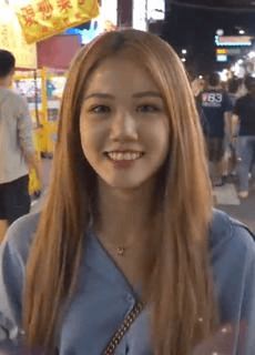 小哥哥艾理 实测女生试过用脚服务？感觉居然是这样？ ！