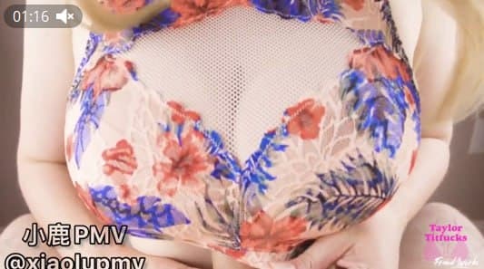 各种极品奶子鉴赏，来跟小鹿一起欣赏乳摇的魅力吧