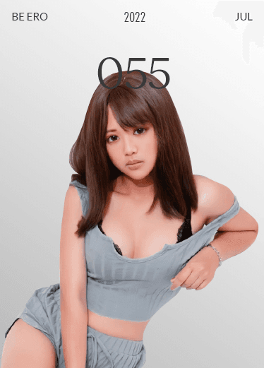 按耐不住偷看妹妹洗澡 窥探诱惑的乱伦性处理