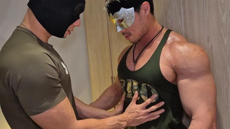 Muscle Zino X WildboyZedz Part 1 - 床友被操 - 第一部分，两个肌肉男的碰撞