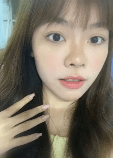 大学生女友穿着女仆装后入被操的娇喘连连