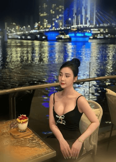 豪乳名媛约炮纹身小哥泄密视频