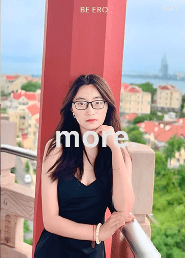 超极品小女友泄密流出 眼镜娘 平时带眼镜超斯文
