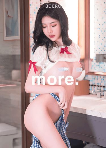 谢小葱嫩模把自己的逼弄得湿湿的