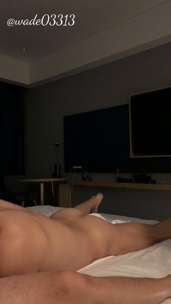 与喜欢的白皮大粗纺锤鸡弟弟的夜（上）