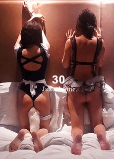 两只抖m母狗喜欢被打屁股