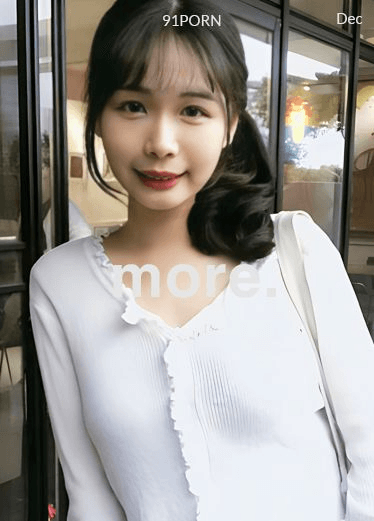 清纯骚妹子在交友软体约炮友私拍