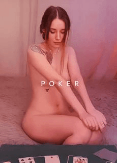 和女神玩输一次脱一件的游戏