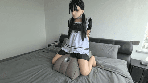 人偶女友肤色乳胶衣YYDS胶衣女仆真的是sao出天际什么都往里放只会…