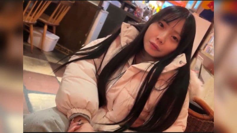 和青梅竹马的禁断之交。吸吮到天然H罩杯长大的毛茸茸欧派，发出「啊～好舒服…♡」的母性声音，高潮到不行。太过色情，真的好吗看到这种景象 FC2-PPV-4824641